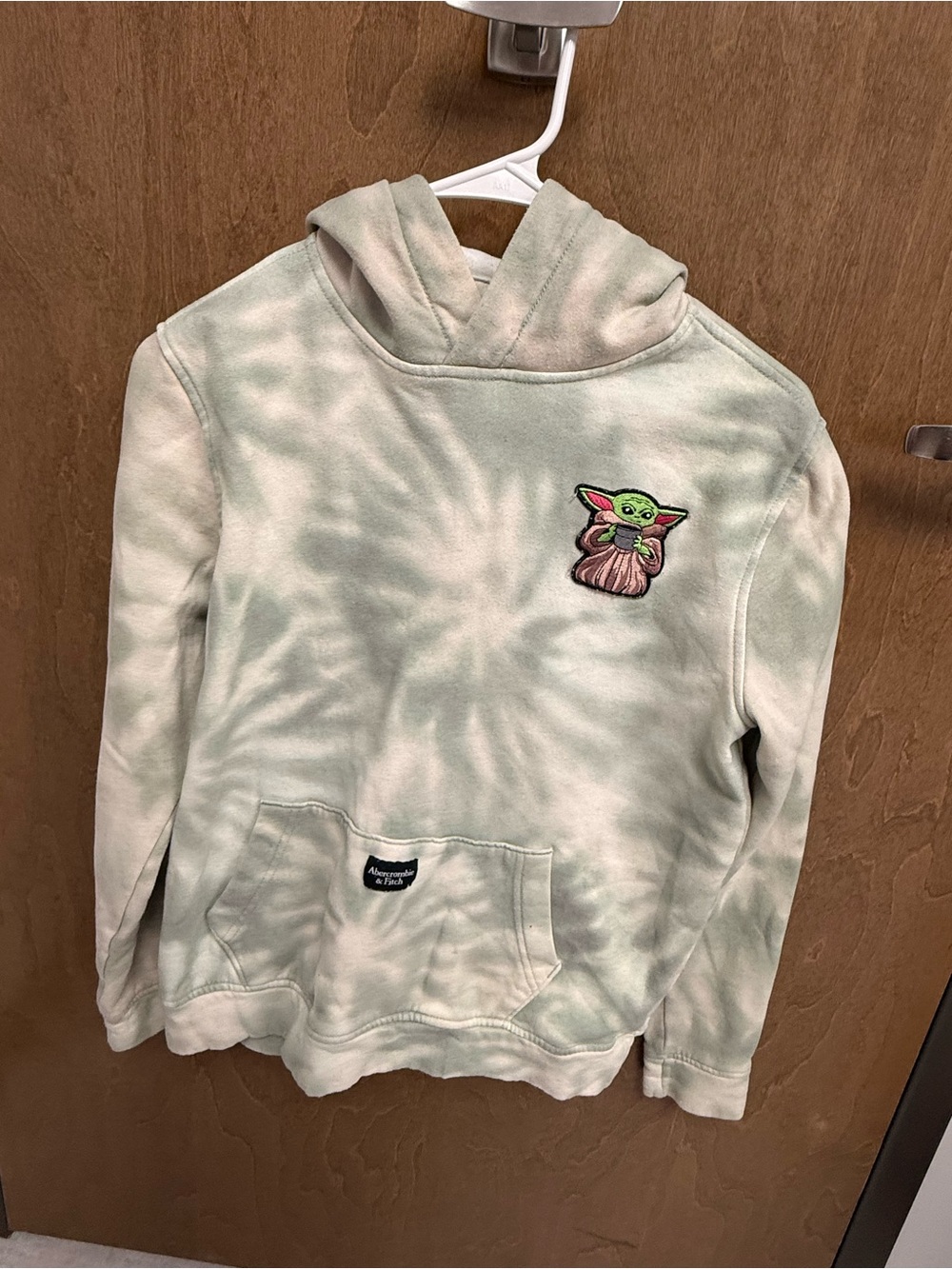 abercrombie kids Cream Fleece Sweatshirt Baby Yoda